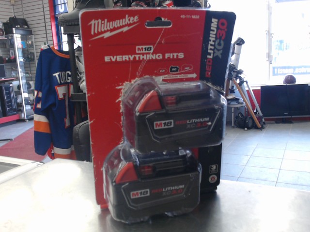 3.0ah double pack comme neuf ouvert