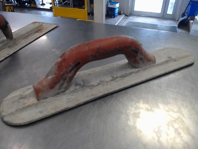 Truelle beton masrshalltown