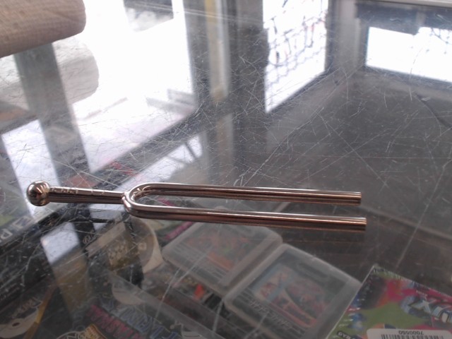 Diapason 525hz in c pitch fork