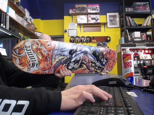 Skateboard avec grip neuf