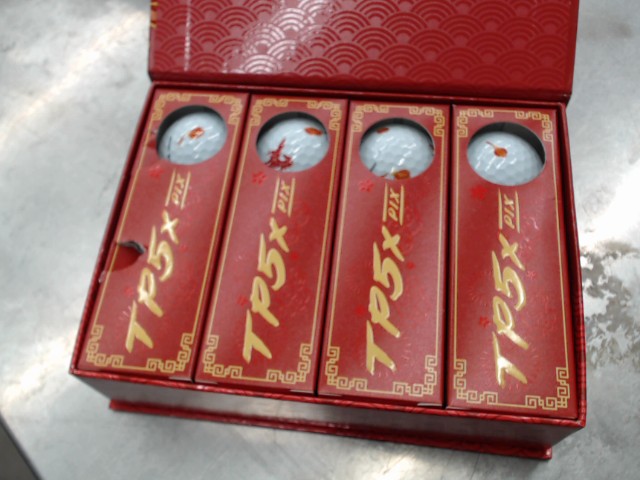 Balle de golfe cheval boite rouge