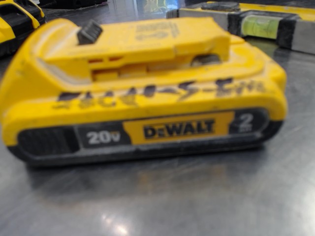 Batterie dewalt 2ah 20v