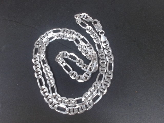 Chaine en argent style petite maille