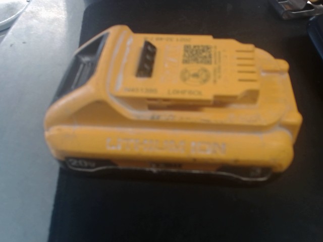 Dewalt 3 ah drill battery
