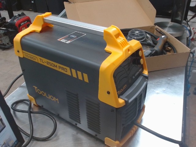 Soudeuse arc mig et spoon gun