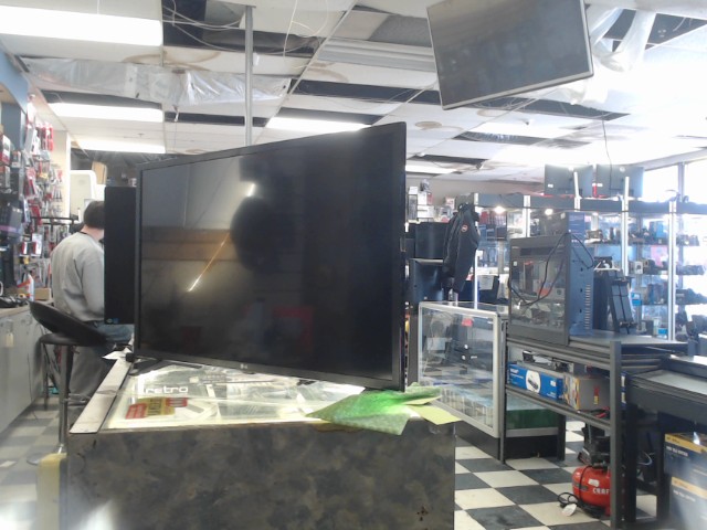 Tv 32''pc 720p smart acc11