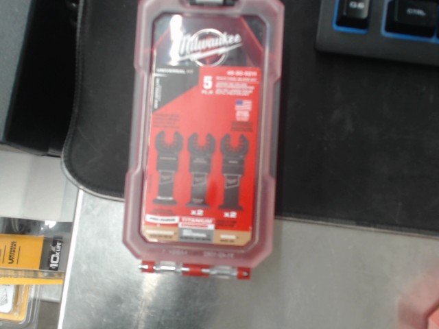 Jeu de lames pour outils polyvalent