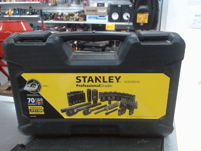 Kit black chrome socket 70 pi�ces