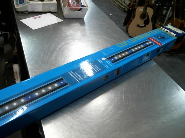 Lumiere pour aquarium neuf en boite