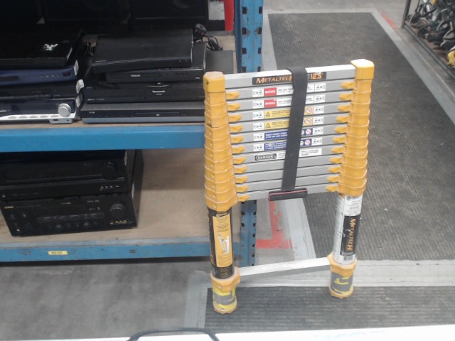 Echelle telescopique 12pied aluminium