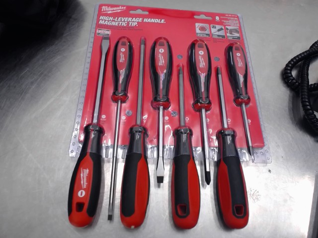 Set de tournevis milwaukee neuf