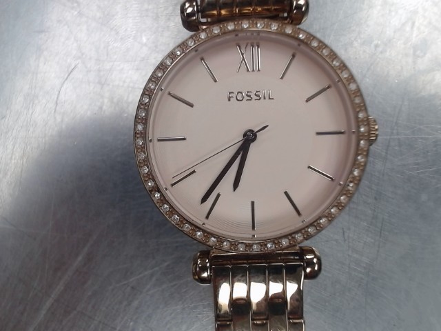 Montre doree hajar fairouz sisters