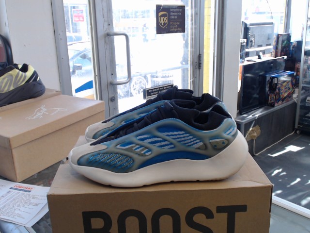 Yeezy boost 700 size 12 us