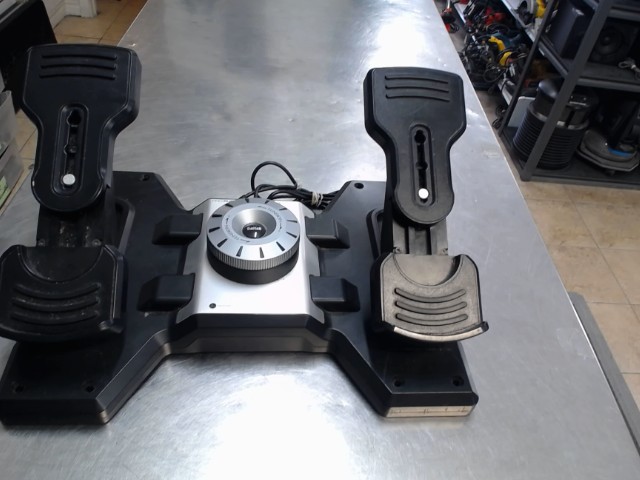 Pro flight rudder pedals pc seulement