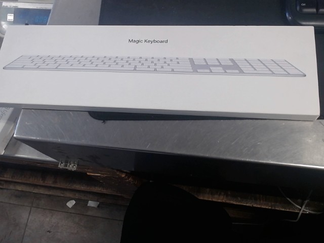 Magic keybord numeric keyboard