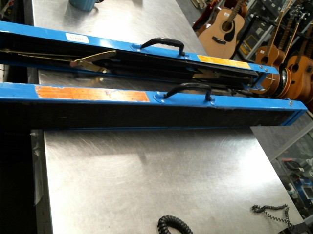 Chevalet/stand pour couper du bois