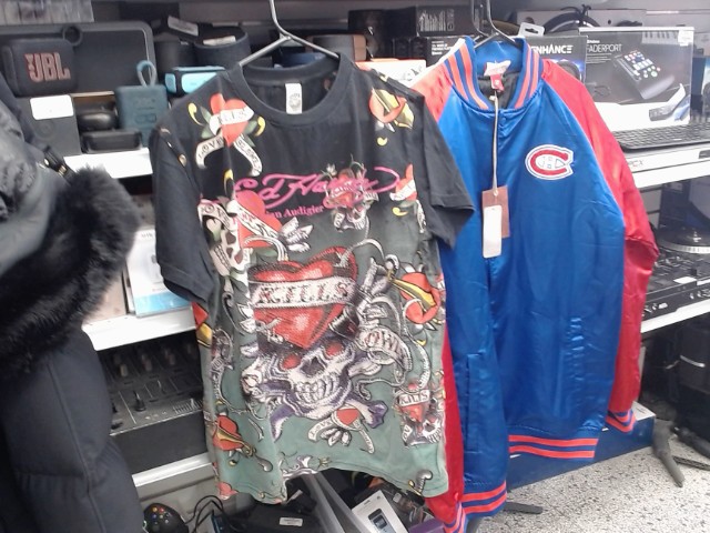 Tshirt ed hardy noir et vert avec pierre