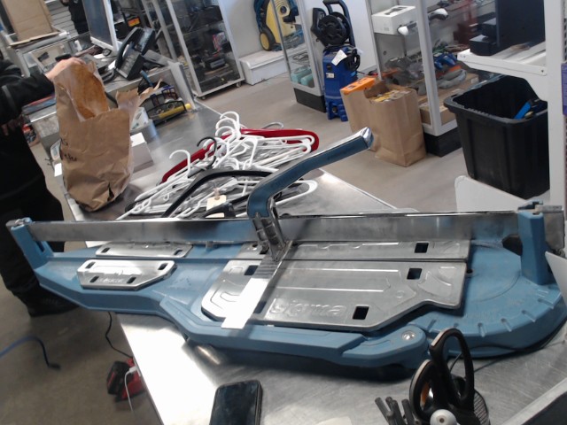 Coupe-careau sigma art. 3d4 95 x 95 cm