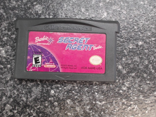 Barbie secret agent barbie