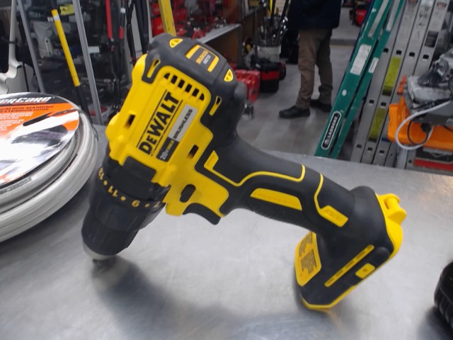 Drill driver dewalt