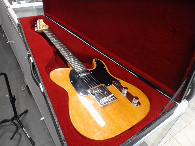 Jay turser style telecaster + case dur
