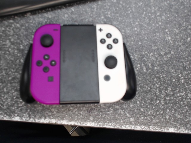 2 joycon switch + grip powera