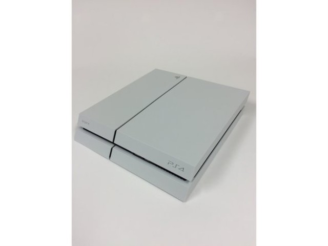 Playstation 4 blanche