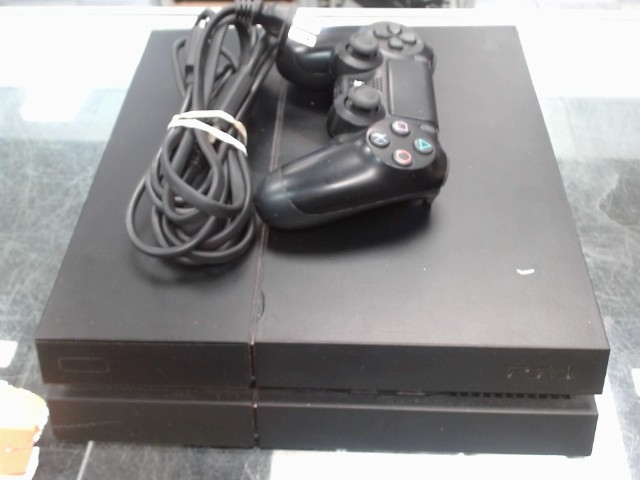 Ps4 fat 500gb + manette + cables