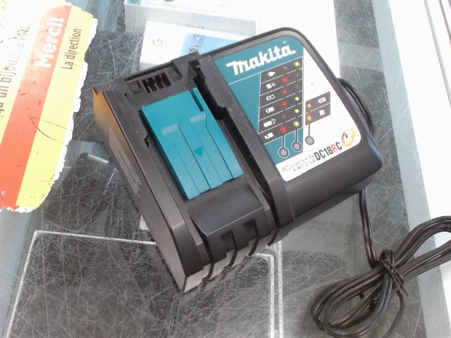 Chargeur makita