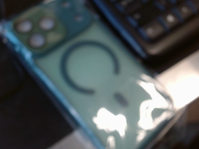 Case for iphone 17 pro green magsafe