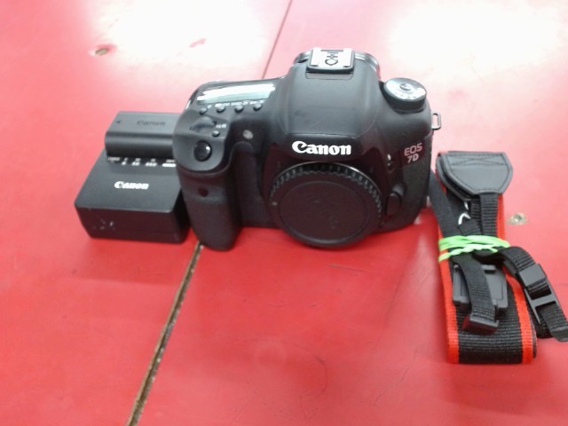 Canon 7d+chargeur+batterie