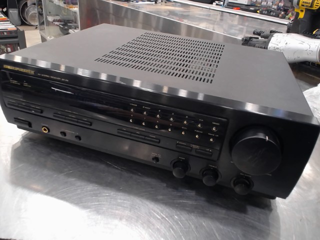 Ampli de cinema maison