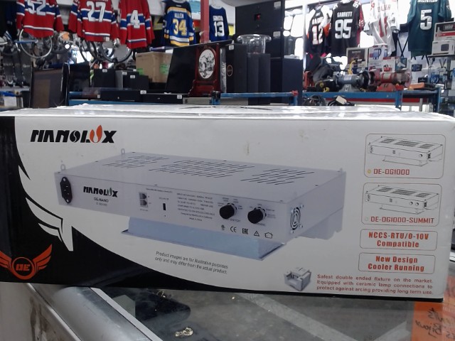 Lumiere de pousse neuve dans boite