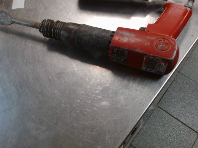 Tool pneumatique a air