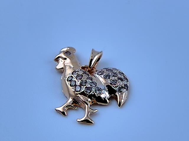 BRELOQUE EN OR 10KT AVEC DIAMANTS