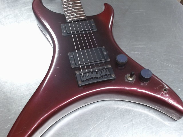 Guitare electric quest ds case