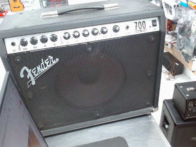 Amplificateur 120v 60hz 200w