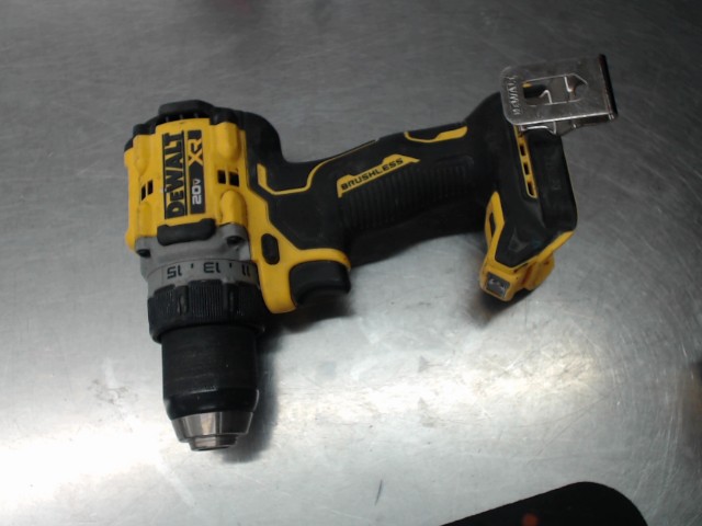Drill dewalt a batterie dcd800