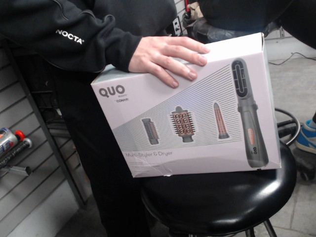 Fer multifonction et seche cheveux neuf