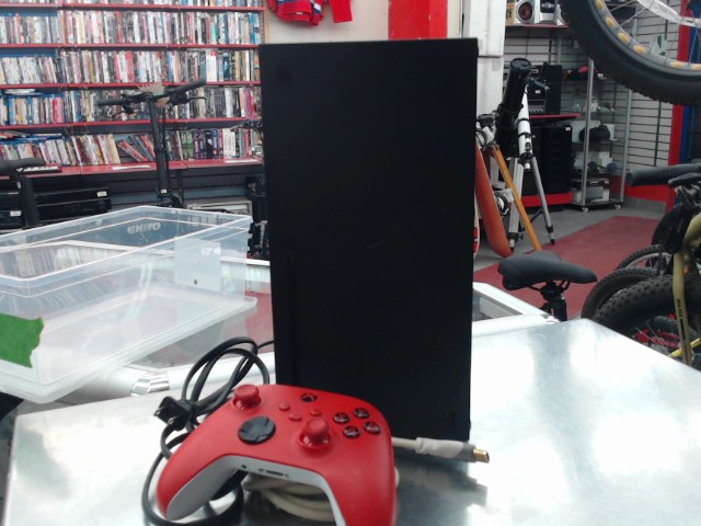 Console xbox one series x avec man rouge