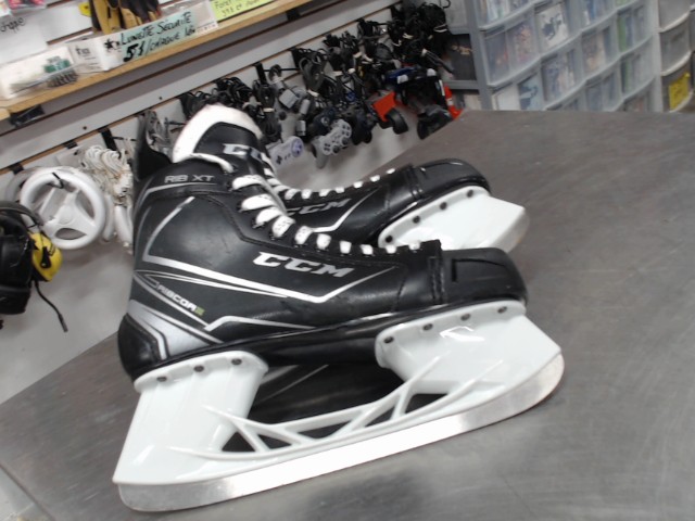 Paire patin glace(9 homme)