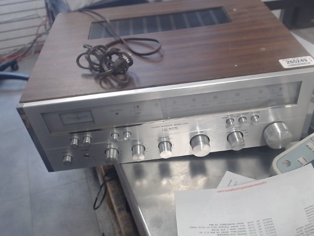 Amplificateurs 120v ac 60hz