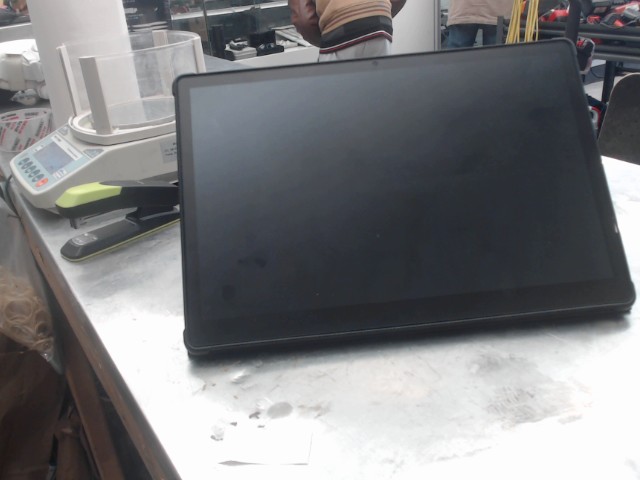 Tablette android 14 po avec case