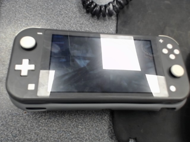 Nintendo switch gris avec etuie gris