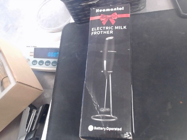Electric milk frother