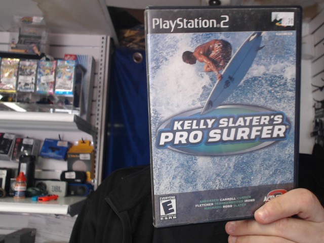Kelly slater's pro surfer