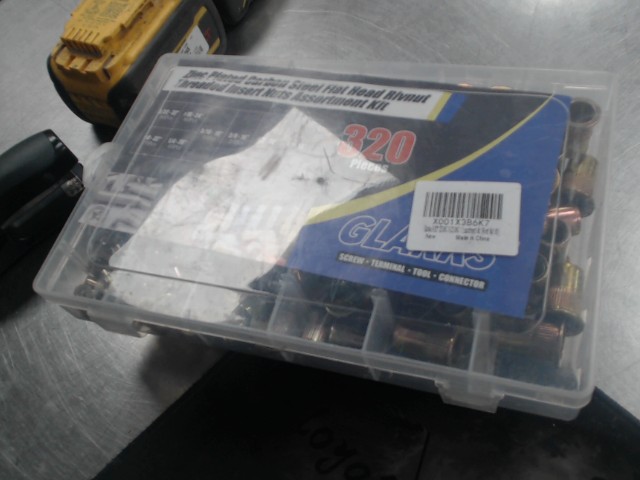 320 pieces rivet nut kit