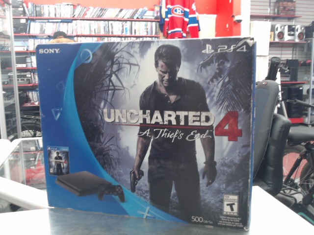 Console ps4 slim tres bon etat