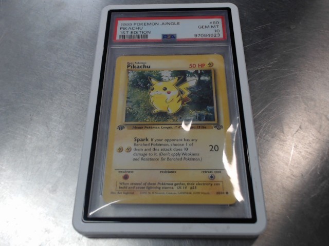 Carte pokemon pikachu jungle