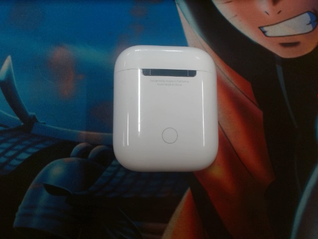 Apple airpods premiere gen avec chargeur